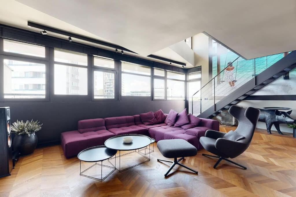 Stylovy Loft S Ohromnou Terasou Apartamento Bratislava Exterior foto