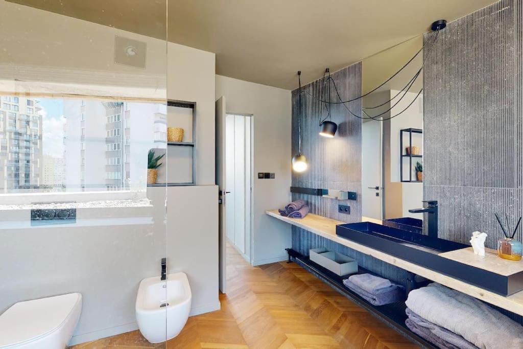 Stylovy Loft S Ohromnou Terasou Apartamento Bratislava Exterior foto