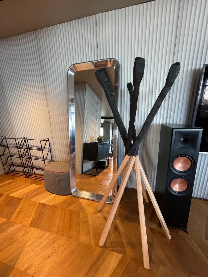 Stylovy Loft S Ohromnou Terasou Apartamento Bratislava Exterior foto
